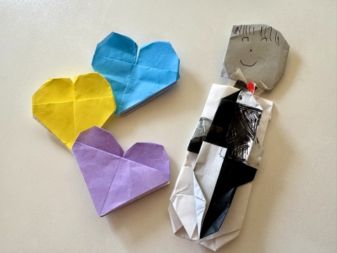 子供たちが作って贈ってくれた折り紙作品 子供たちが作って贈ってくれた折り紙作品