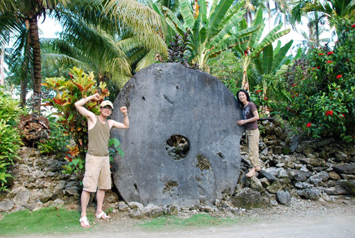 ワニャン村の巨大石貨