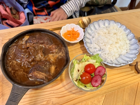 ビーフシチューも肉たっぷりで激旨 ビーフシチューも肉たっぷりで激旨