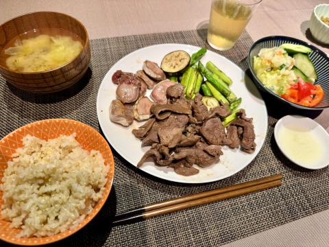 夕食のメインは鹿肉 夕食のメインは鹿肉